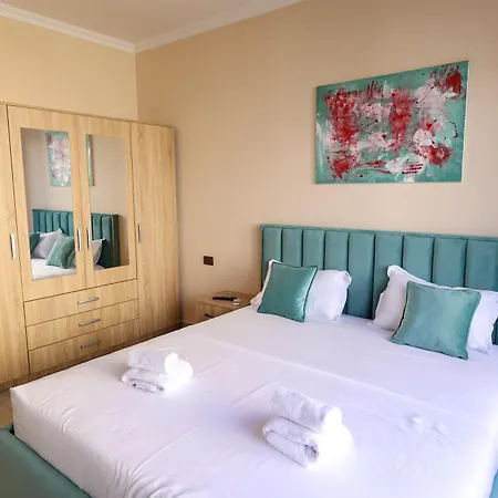Private With Garden And Comfort - Close To Center * טיראנה