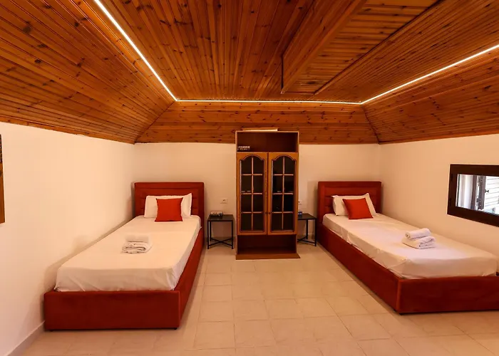 Villa Private With Garden And Comfort - Close To Center