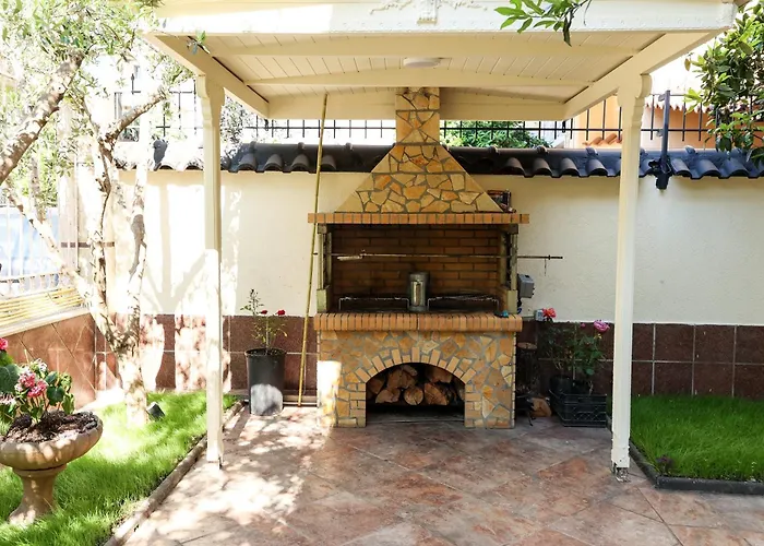 וילה Private With Garden And Comfort - Close To Center טיראנה