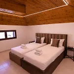 Private With Garden And Comfort - Close To Center * Τίρανα