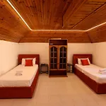Βίλα Private With Garden And Comfort - Close To Center