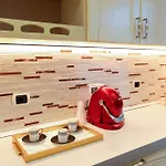Private With Garden And Comfort - Close To Center Τίρανα