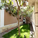 Βίλα Private With Garden And Comfort - Close To Center